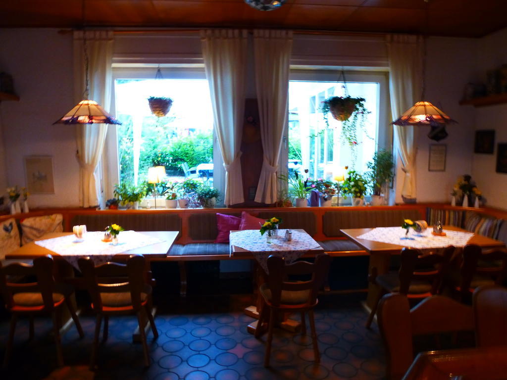 Hotel Landhaus-Puettmann à Fröndenberg Extérieur photo