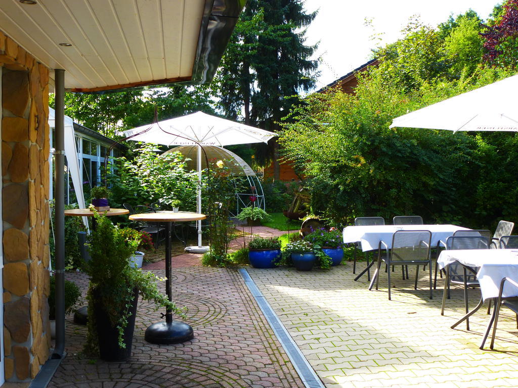 Hotel Landhaus-Puettmann à Fröndenberg Extérieur photo